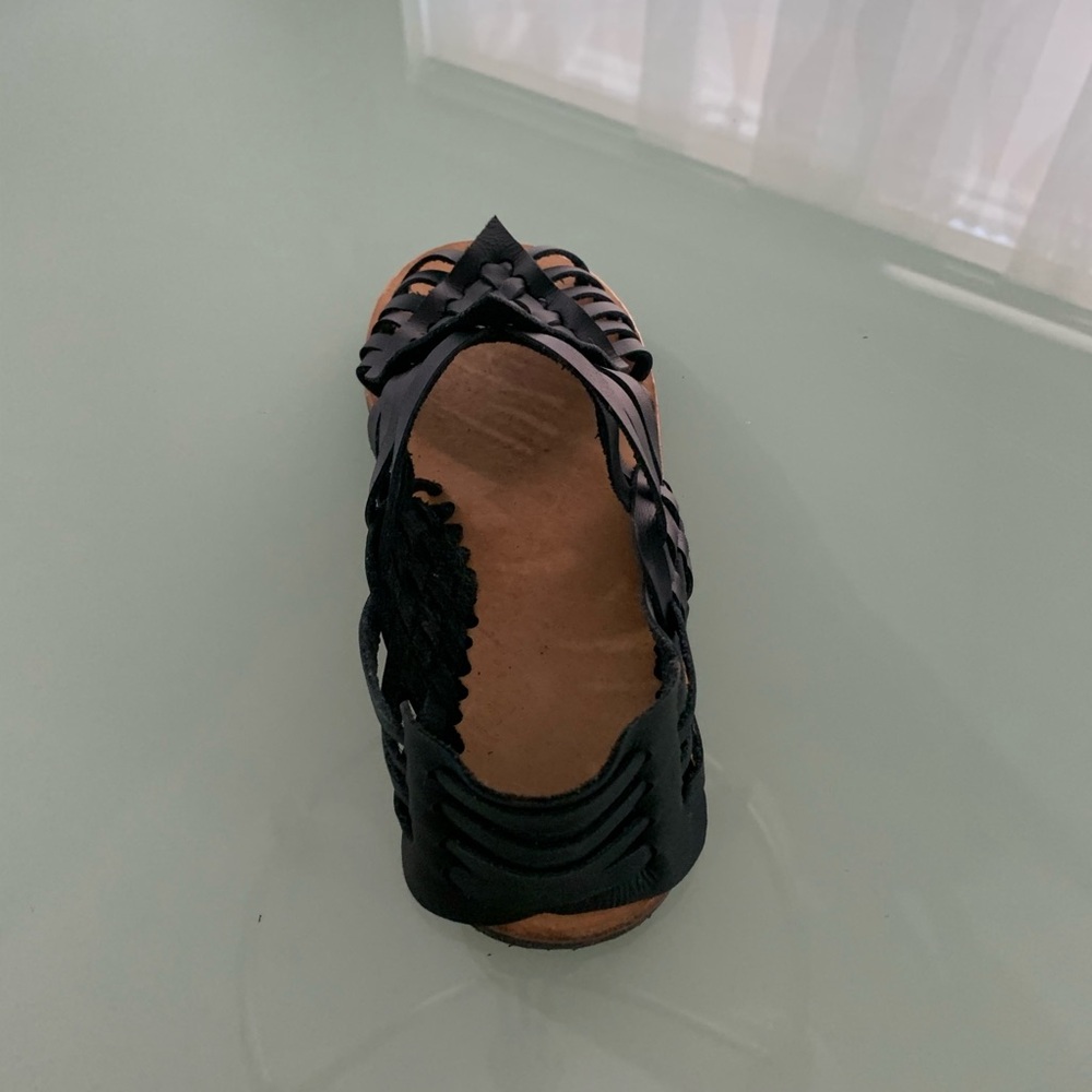 Sandals - Picture 13 of 14